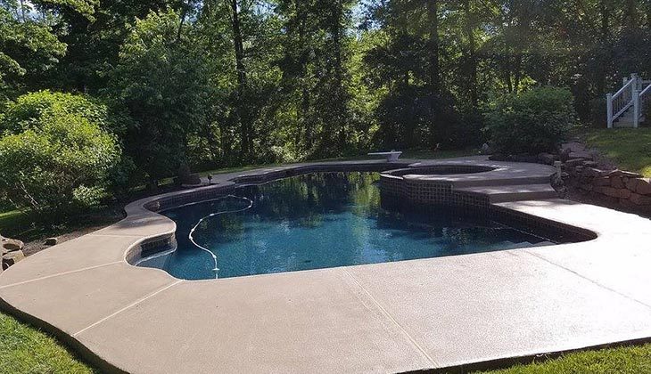 Pool deck, textured chip system — Pool Decks — photo 5